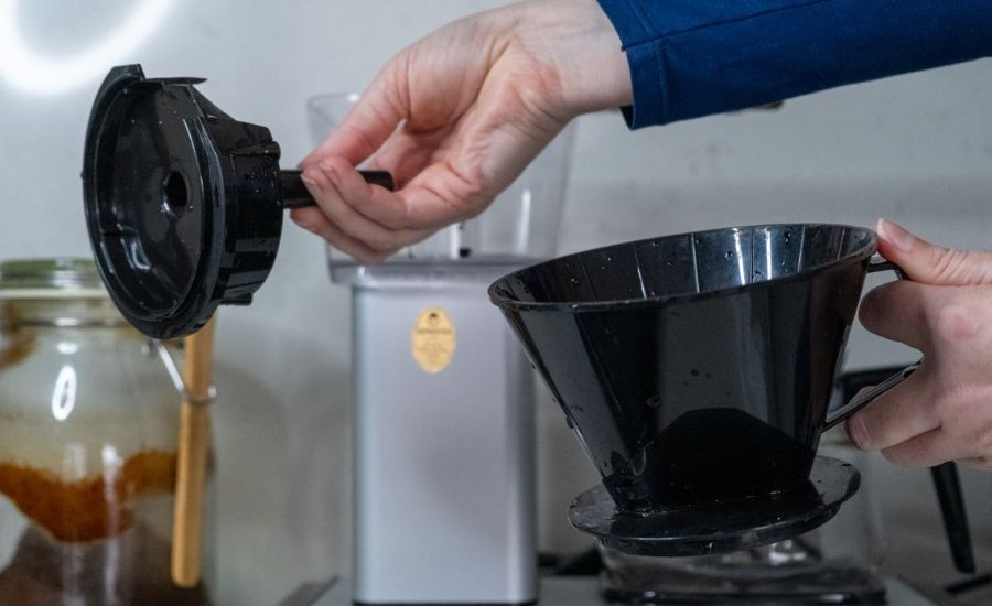 Secrets of the perfect Braun coffee maker: professional tips for coffee lovers on how to clean the coffee maker