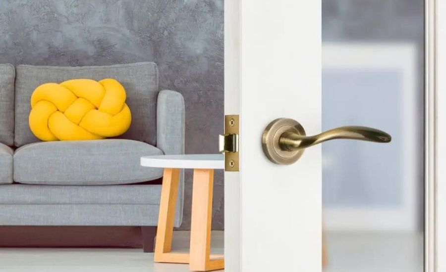 How do you clean oxidized door handles: super-easy guide